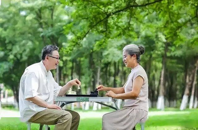 Sống thọ hay không phụ thuộc vào năm 69 tuổi: Nếu vẫn dễ dàng làm được 5 việc này, về cơ bản họ có thể sống đến 90 tuổi