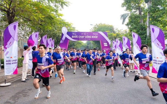Hàng ngàn người chạy bộ hưởng ứng dự án sức khỏe do NAPAS, Mastercard, Payoo tổ chức