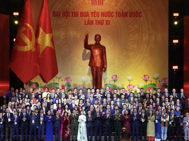 Tiến sĩ Nguyễn Thị Phương Thảo nhận danh hiệu Anh hùng Lao động: Biểu tượng bản lĩnh, khát vọng Việt Nam hùng cường, nhân văn và hội nhập - Ảnh 2.