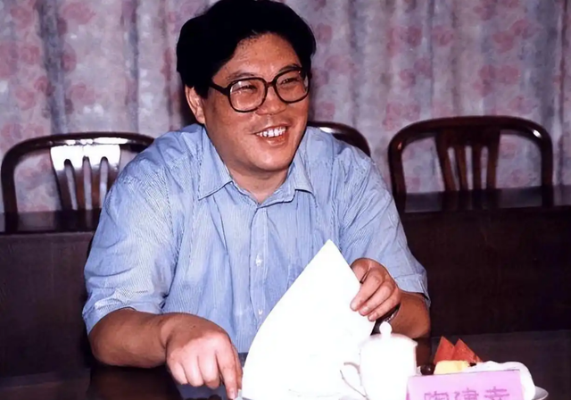 “Vua điều hòa” làm giàu theo kiểu không giống ai: Vừa tiếp quản công ty đã "khai tử" 30 sản phẩm, sa thải loạt nhân viên, 8 năm sau thu lãi hơn 2.000 tỷ đồng/năm