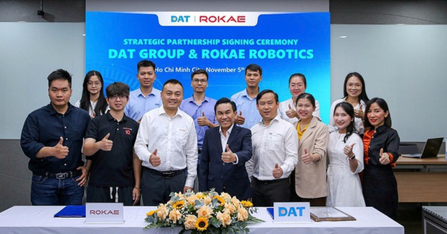 DAT Group hợp tác ROKAE Robotics đưa robot thông minh vào nhà máy Việt