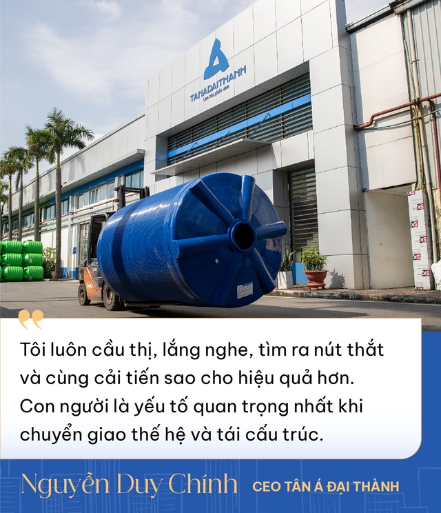 Tổng giám đốc Tân Á Đại Thành: Từ cậu bé 8 tuổi lẽo đẽo theo mẹ lội bùn xây nhà xưởng đến CEO tranh luận “nảy lửa” với Chủ tịch khi quyết giữ sản xuất là trụ cột dù bất động sản đang rất “nóng”- Ảnh 6. Tổng giám đốc Tân Á Đại Thành: Từ cậu bé 8 tuổi lẽo đẽo theo mẹ lội bùn xây nhà xưởng đến CEO tranh luận “nảy lửa” với Chủ tịch khi quyết giữ sản xuất là trụ cột dù bất động sản đang rất “nóng”- Ảnh 6.
