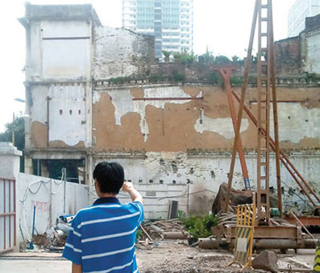 Chủ ngôi nhà 269m² từ chối hơn 37 tỷ đồng tiền bồi thường, không chịu di dời khiến 169 hộ dân khác lao đao: “Nhà tôi xứng đáng được đền bù nhiều hơn thế”