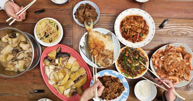 Gia đình 3 người cùng mắc ung thư, bác sĩ lắc đầu nói: “Tại sao vẫn có nhiều người thường xuyên ăn 2 thứ này?”