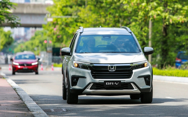 5 mẫu xe gầm cao đáng mua nhất tầm giá 750 triệu