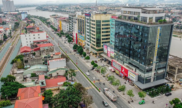 Tỉnh sát Hà Nội, có loạt ông lớn Sun Group, Bitexco, T&T... đổ về đang tìm chủ đầu tư cho 2 khu đô thị hơn 16.200 tỷ đồng Tỉnh sát Hà Nội, có loạt ông lớn Sun Group, Bitexco, T&T... đổ về đang tìm chủ đầu tư cho 2 khu đô thị hơn 16.200 tỷ đồng