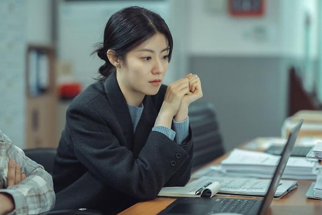 Nhà tuyển dụng hỏi: "Con ốm mà công ty có cuộc họp quan trọng, em xử lý thế nào?", ứng viên 31 tuổi có phản ứng cực đoan, netizen: Còn thất nghiệp dài! Nhà tuyển dụng hỏi: "Con ốm mà công ty có cuộc họp quan trọng, em xử lý thế nào?", ứng viên 31 tuổi có phản ứng cực đoan, netizen: Còn thất nghiệp dài!
