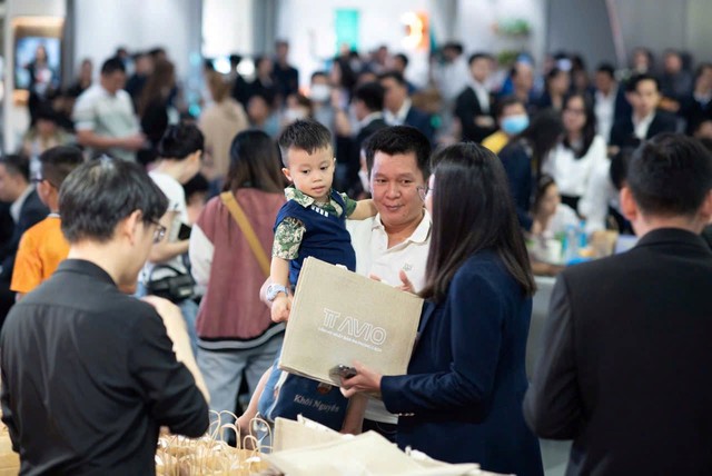 Giá nhà tại Tp.HCM quá cao lại là thông tin tốt cho thị trường khu vực “sát vách” đón lượng giao dịch tăng 200% theo năm Giá nhà tại Tp.HCM quá cao lại là thông tin tốt cho thị trường khu vực “sát vách” đón lượng giao dịch tăng 200% theo năm