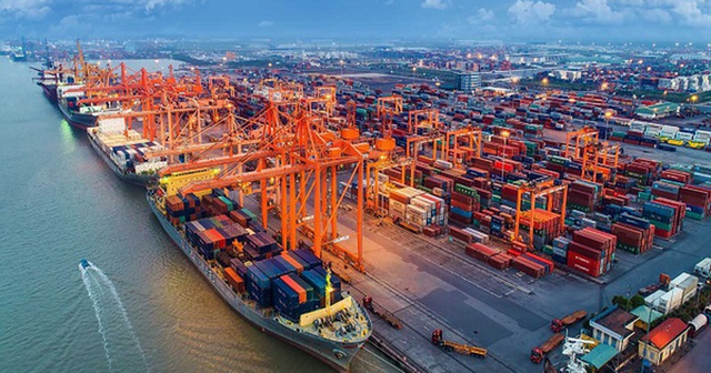 Bài toán vốn cho mục tiêu tăng trưởng 8% năm 2025 và hai con số những năm tới: Tín dụng ngân hàng có trụ được? Bài toán vốn cho mục tiêu tăng trưởng 8% năm 2025 và hai con số những năm tới: Tín dụng ngân hàng có trụ được?