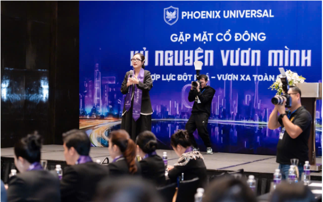 Phoenix Universal: Khát vọng vươn tầm quốc tế từ nền tảng cộng đồng vững mạnh Phoenix Universal: Khát vọng vươn tầm quốc tế từ nền tảng cộng đồng vững mạnh