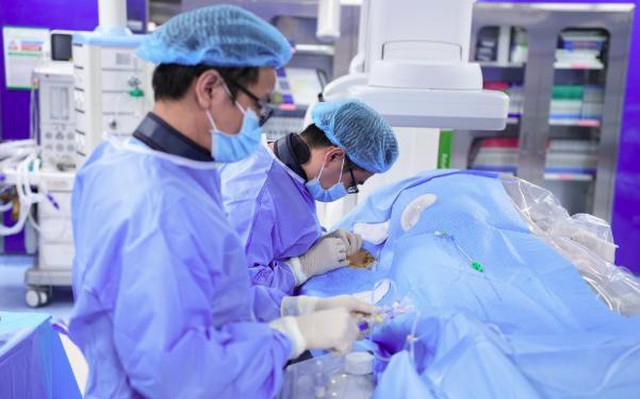 Nâng cao an toàn trong cấp cứu tim mạch theo tiêu chuẩn quốc tế Nâng cao an toàn trong cấp cứu tim mạch theo tiêu chuẩn quốc tế