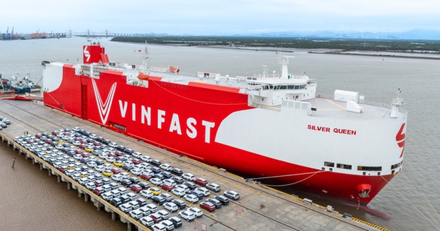 2.500 xe VinFast đã rời cảng Hải Phòng tới Indonesia 2.500 xe VinFast đã rời cảng Hải Phòng tới Indonesia
