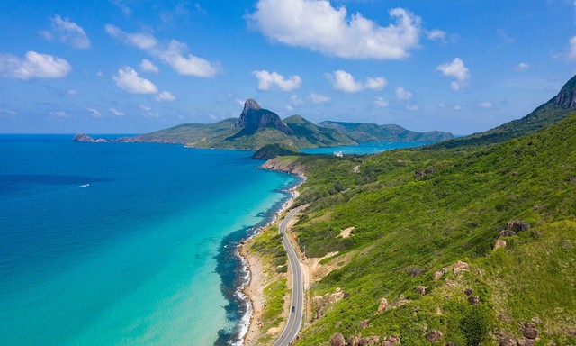 Một hãng bay muốn bán đồ lễ cao cấp cho khách ra Côn Đảo giá 6,4 triệu: Mua ở đảo thì thế nào? Một hãng bay muốn bán đồ lễ cao cấp cho khách ra Côn Đảo giá 6,4 triệu: Mua ở đảo thì thế nào?