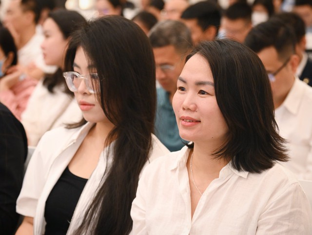 Chuyện của cổ đông Hoà Phát: Người đưa cả cháu đi đại hội để học đầu tư, người gom tiền đua mua theo Mai Phương Thuý- Ảnh 3.