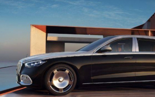 Người đàn ông mua xe Maybach 5,5 tỷ đồng để chạy taxi Người đàn ông mua xe Maybach 5,5 tỷ đồng để chạy taxi