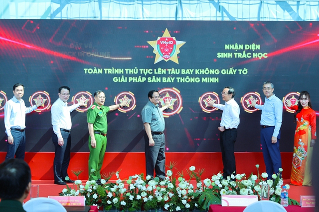 Thủ tướng đưa ra đề nghị quan trọng gì tại nhà ga nội địa lớn nhất Việt Nam trị giá 10.990 tỷ đồng? Thủ tướng đưa ra đề nghị quan trọng gì tại nhà ga nội địa lớn nhất Việt Nam trị giá 10.990 tỷ đồng?