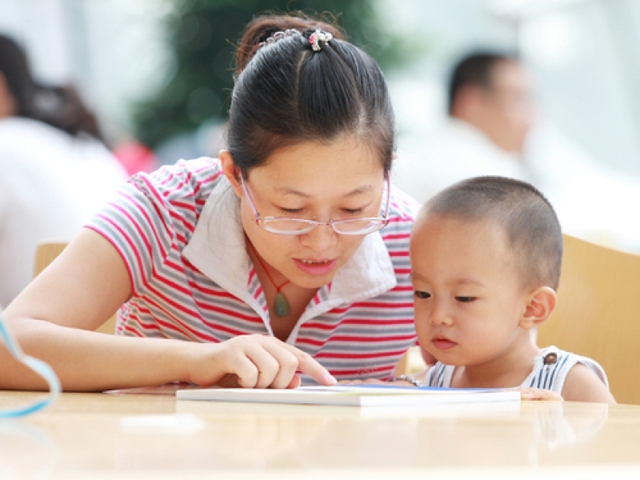 Cách dạy con gái học Toán cực hay của một bà mẹ: Không cần sách vở mà từ chính đời sống hàng ngày, giáo viên cũng phải khen! Cách dạy con gái học Toán cực hay của một bà mẹ: Không cần sách vở mà từ chính đời sống hàng ngày, giáo viên cũng phải khen!