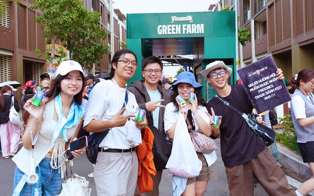 400 phép thử, 200 kiểm định: Vinamilk đặt lại chuẩn sữa tươi Việt 400 phép thử, 200 kiểm định: Vinamilk đặt lại chuẩn sữa tươi Việt