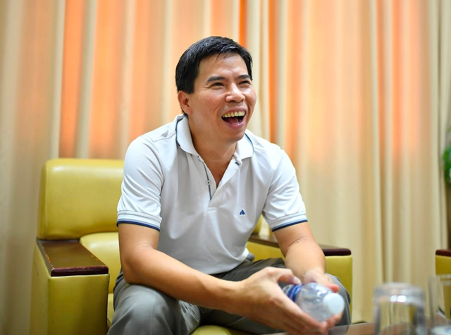 Đầu tư tài chính “mát tay” thu lãi khủng, lãnh đạo Thế Giới Di Động khẳng định chỉ là “nghề tay trái” Đầu tư tài chính “mát tay” thu lãi khủng, lãnh đạo Thế Giới Di Động khẳng định chỉ là “nghề tay trái”