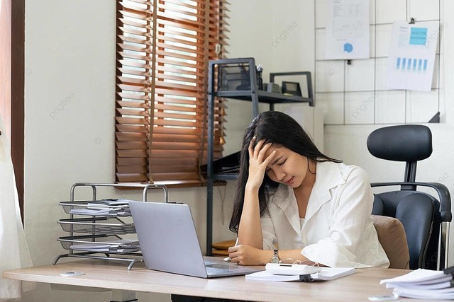 Kế toán nhận lệnh sếp, chuyển khoản 1,3 tỷ đồng cho lừa đảo, công ty khởi kiện đòi bồi thường, tòa phán: "Cô chỉ cần trả 10%, doanh nghiệp cũng có lỗi" Kế toán nhận lệnh sếp, chuyển khoản 1,3 tỷ đồng cho lừa đảo, công ty khởi kiện đòi bồi thường, tòa phán: "Cô chỉ cần trả 10%, doanh nghiệp cũng có lỗi"