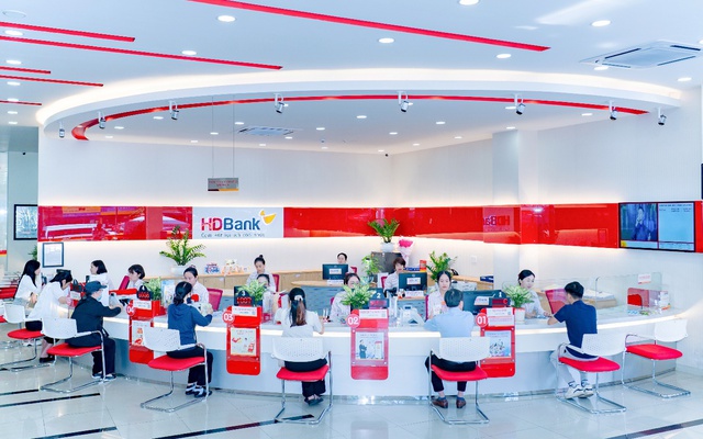 HDBank đạt trên 5.350 tỷ đồng lợi nhuận Quý 1, khởi động mô hình Tập đoàn Tài chính Ngân hàng hàng đầu Việt Nam HDBank đạt trên 5.350 tỷ đồng lợi nhuận Quý 1, khởi động mô hình Tập đoàn Tài chính Ngân hàng hàng đầu Việt Nam