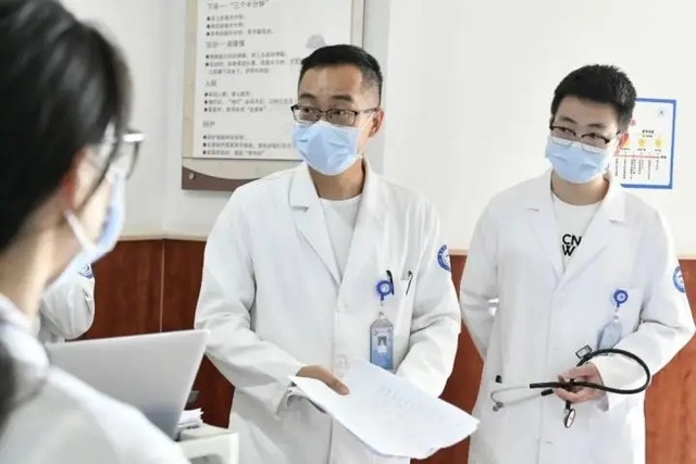 Hai chị em lần lượt hỏng thận: Bác sĩ thốt lên “dùng thứ này không khác gì bơm độc vào người” Hai chị em lần lượt hỏng thận: Bác sĩ thốt lên “dùng thứ này không khác gì bơm độc vào người”