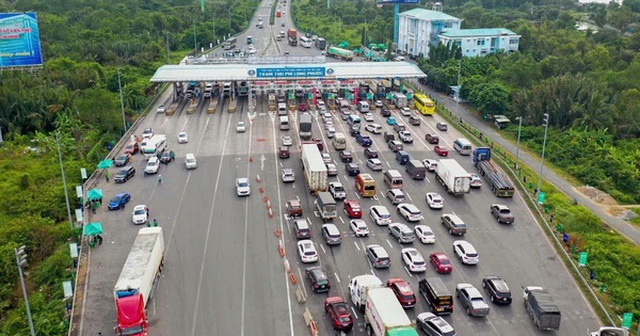 Cần hơn 15 ngàn tỷ đồng để mở rộng cao tốc Thành phố Hồ Chí Minh - Long Thành - Dầu Giây Cần hơn 15 ngàn tỷ đồng để mở rộng cao tốc Thành phố Hồ Chí Minh - Long Thành - Dầu Giây