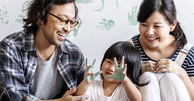 Giáo viên chủ nhiệm tiết lộ: Cha mẹ của những đứa trẻ ưu tú đều có chung 4 đặc điểm này Giáo viên chủ nhiệm tiết lộ: Cha mẹ của những đứa trẻ ưu tú đều có chung 4 đặc điểm này