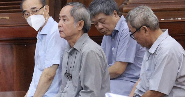 Hôm nay, dàn cựu lãnh đạo Vinafood II hầu toà liên quan khu đất 132 Bến Vân Đồn Hôm nay, dàn cựu lãnh đạo Vinafood II hầu toà liên quan khu đất 132 Bến Vân Đồn