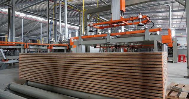 Tỷ phú Trần Đình Long bắt đầu sản xuất một sản phẩm mới toanh, mục tiêu 2030 đứng top 3 doanh nghiệp lớn nhất cả nước Tỷ phú Trần Đình Long bắt đầu sản xuất một sản phẩm mới toanh, mục tiêu 2030 đứng top 3 doanh nghiệp lớn nhất cả nước