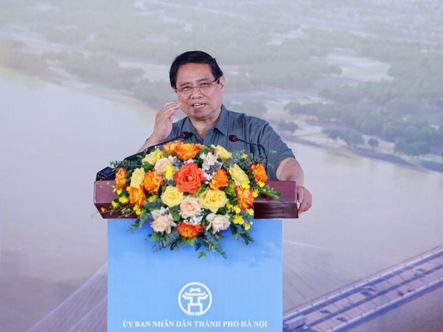 Siêu dự án cầu Tứ Liên 20.000 tỷ do Vingroup thực hiện: "Vừa chạy vừa xếp hàng” kịp khởi công vào ngày sinh nhật Bác, Thủ tướng yêu cầu xây xong trong 24 tháng Siêu dự án cầu Tứ Liên 20.000 tỷ do Vingroup thực hiện: "Vừa chạy vừa xếp hàng” kịp khởi công vào ngày sinh nhật Bác, Thủ tướng yêu cầu xây xong trong 24 tháng