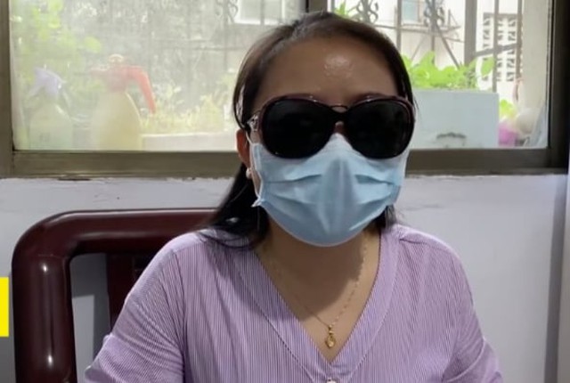 Người phụ nữ gửi tiết kiệm hơn 575 triệu đồng, 4 năm sau phát hiện tiền đã được chuyển đi mua bảo hiểm, ngân hàng tuyên bố: "Khi cô đủ 100 tuổi mới được rút tiền” Người phụ nữ gửi tiết kiệm hơn 575 triệu đồng, 4 năm sau phát hiện tiền đã được chuyển đi mua bảo hiểm, ngân hàng tuyên bố: "Khi cô đủ 100 tuổi mới được rút tiền”