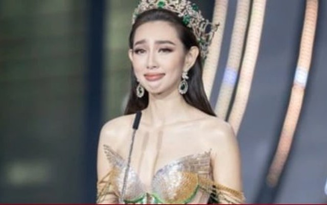 Loạt ồn ào của Hoa hậu Nguyễn Thúc Thùy Tiên trước khi bị bắt Loạt ồn ào của Hoa hậu Nguyễn Thúc Thùy Tiên trước khi bị bắt