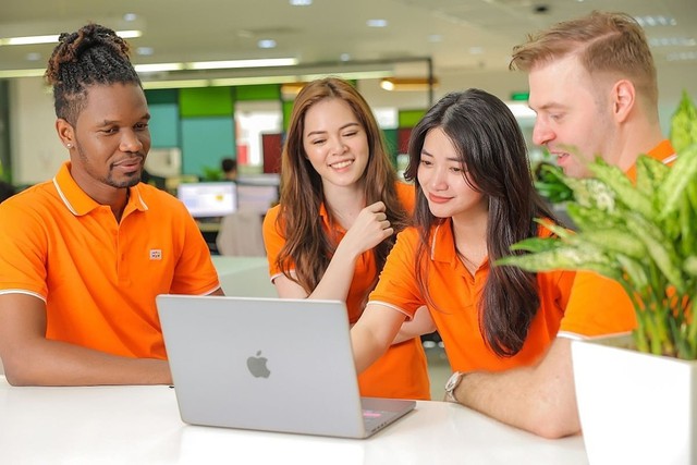 FPT lần đầu lọt Top 40 doanh nghiệp dịch vụ CNTT châu Á FPT lần đầu lọt Top 40 doanh nghiệp dịch vụ CNTT châu Á