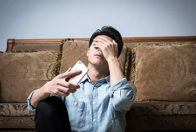Cống hiến 10 năm đột ngột bị sa thải, ngày rời đi, sếp đưa cho tôi một phong bì: Bên trong không phải tiền mà là thứ còn bất ngờ hơn Cống hiến 10 năm đột ngột bị sa thải, ngày rời đi, sếp đưa cho tôi một phong bì: Bên trong không phải tiền mà là thứ còn bất ngờ hơn