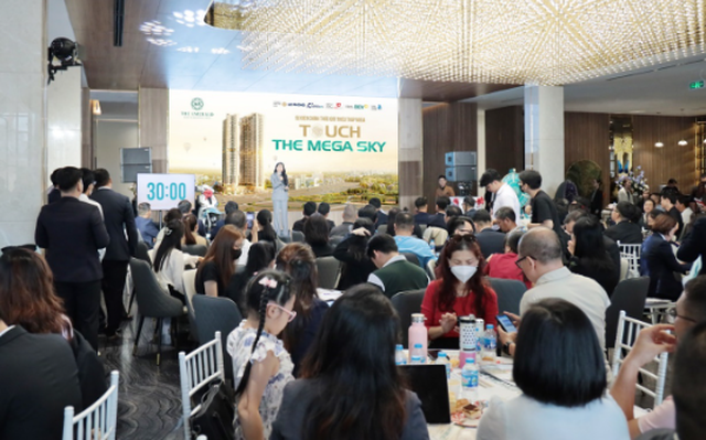 Nhà đầu tư chạy đua thời gian trước giờ G, The Emerald 68 liên tục hết hàng