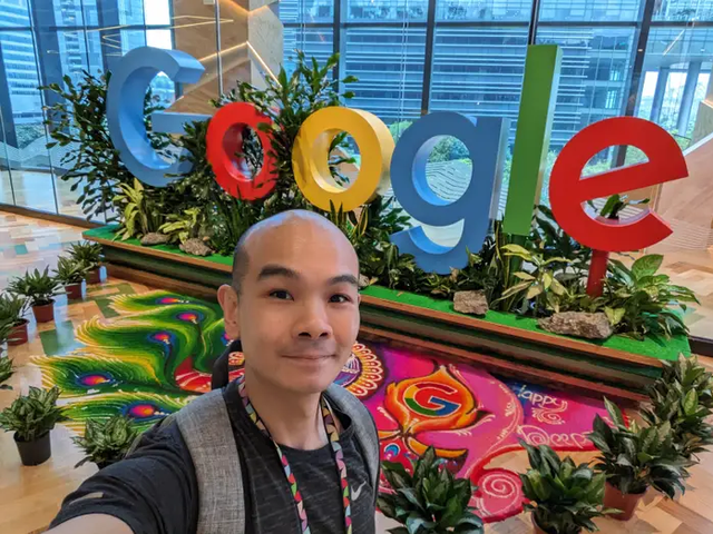 Sống ở Thái Lan nhưng làm việc ở Singapore, cựu kỹ sư Google 39 tuổi bay hơn 1.900 km/tuần để đi làm: "Cơ hội để sống tự do" Sống ở Thái Lan nhưng làm việc ở Singapore, cựu kỹ sư Google 39 tuổi bay hơn 1.900 km/tuần để đi làm: "Cơ hội để sống tự do"