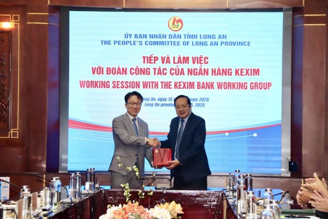 Dự án điện khí LNG 3 tỷ USD tại Long An do VinaCapital tham gia có diễn biến mới Dự án điện khí LNG 3 tỷ USD tại Long An do VinaCapital tham gia có diễn biến mới