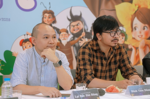 Con trai duy nhất của MC Lại Văn Sâm kết hợp với “Giáo sư Xoay” Đinh Tiến Dũng: "Tôi nhận lời ngay" Con trai duy nhất của MC Lại Văn Sâm kết hợp với “Giáo sư Xoay” Đinh Tiến Dũng: "Tôi nhận lời ngay"