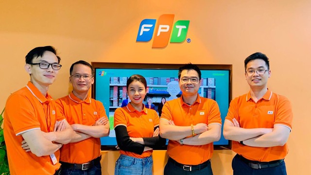 FPT chốt ngày chia cổ tức tiền mặt, chuẩn bị phát hành thêm 222 triệu cổ phiếu FPT chốt ngày chia cổ tức tiền mặt, chuẩn bị phát hành thêm 222 triệu cổ phiếu