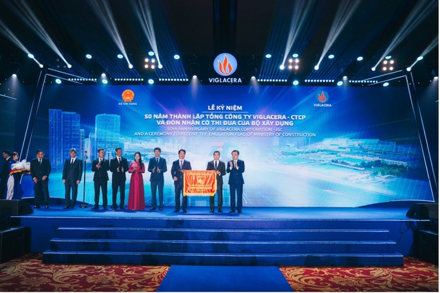 Chủ tịch Viglacera xin từ nhiệm để thực hiện các công việc theo kế hoạch- Ảnh 1. Chủ tịch Viglacera xin từ nhiệm để thực hiện các công việc theo kế hoạch- Ảnh 1.