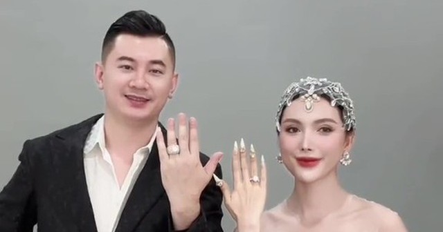 Ẩn số hôn nhân của Ngân Collagen và chồng có liên quan đến lâu đài 500 tỷ đồng? Ẩn số hôn nhân của Ngân Collagen và chồng có liên quan đến lâu đài 500 tỷ đồng?