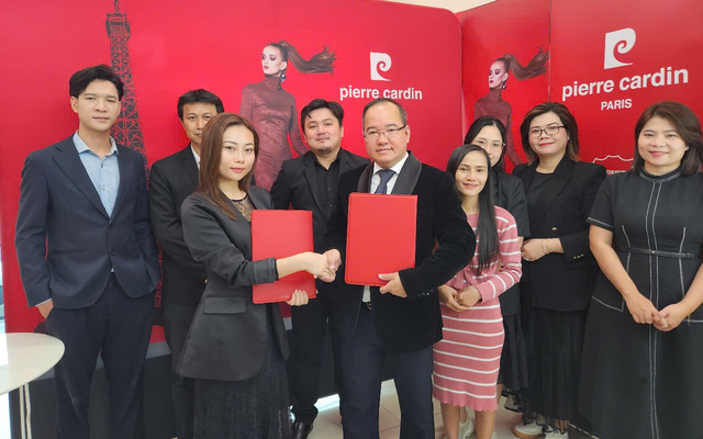 Doanh nghiệp Việt thâu tóm hệ thống giày Pierre Cardin Thái Lan 40 năm Doanh nghiệp Việt thâu tóm hệ thống giày Pierre Cardin Thái Lan 40 năm