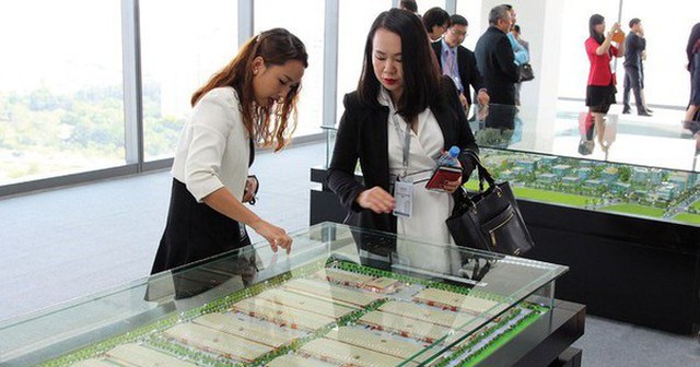 Biệt thự, liền kề Hà Nội dưới 20 tỷ đồng trở nên khan hiếm: Giới nhà giàu đang đổ tiền vào đâu?