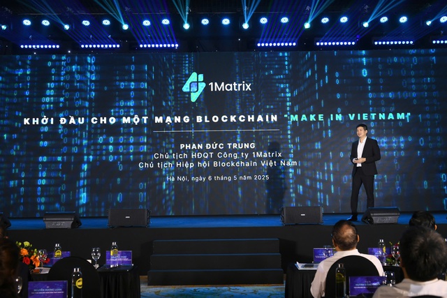 Kiến trúc sư trưởng mạng Blockchain Việt Nam và con trai tỷ phú Hồ Hùng Anh chính thức ra mắt công ty về blockchain "Make in Vietnam"- Ảnh 1. Kiến trúc sư trưởng mạng Blockchain Việt Nam và con trai tỷ phú Hồ Hùng Anh chính thức ra mắt công ty về blockchain "Make in Vietnam"- Ảnh 1.