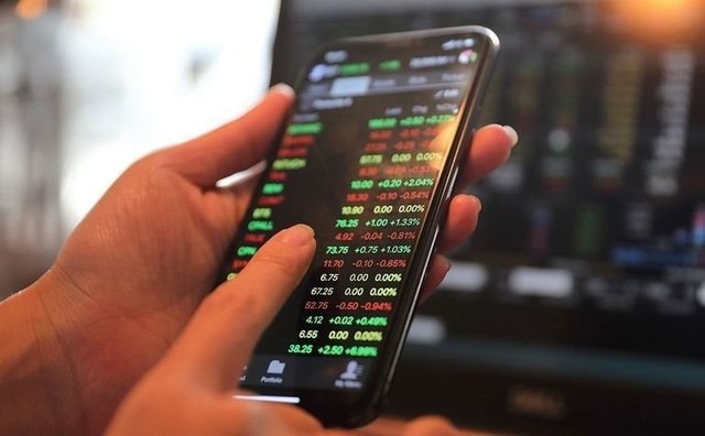 Chứng khoán KIS lên tiếng về sự cố tạm dừng nhận lệnh giao dịch sàn UPCOM Chứng khoán KIS lên tiếng về sự cố tạm dừng nhận lệnh giao dịch sàn UPCOM