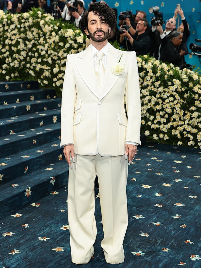 MET GALA 2025: Cuộc chơi tái định nghĩa thời trang của những ông lớn Marc Jacobs, Tory Burch, Boss, Chopard- Ảnh 3. MET GALA 2025: Cuộc chơi tái định nghĩa thời trang của những ông lớn Marc Jacobs, Tory Burch, Boss, Chopard- Ảnh 3.