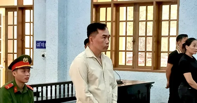 Nguyên phó phòng chi nhánh ngân hàng chiếm đoạt hơn 11,2 tỷ đồng Nguyên phó phòng chi nhánh ngân hàng chiếm đoạt hơn 11,2 tỷ đồng