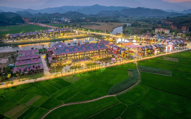 Tuyên Quang vươn mình trên bản đồ du lịch cao cấp miền Bắc Tuyên Quang vươn mình trên bản đồ du lịch cao cấp miền Bắc