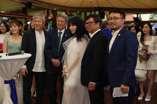 200 cựu du học sinh hội ngộ mừng kỷ niệm 10 năm thành lập mạng lưới France Alumni Vietnam- Ảnh 1. 200 cựu du học sinh hội ngộ mừng kỷ niệm 10 năm thành lập mạng lưới France Alumni Vietnam- Ảnh 1.